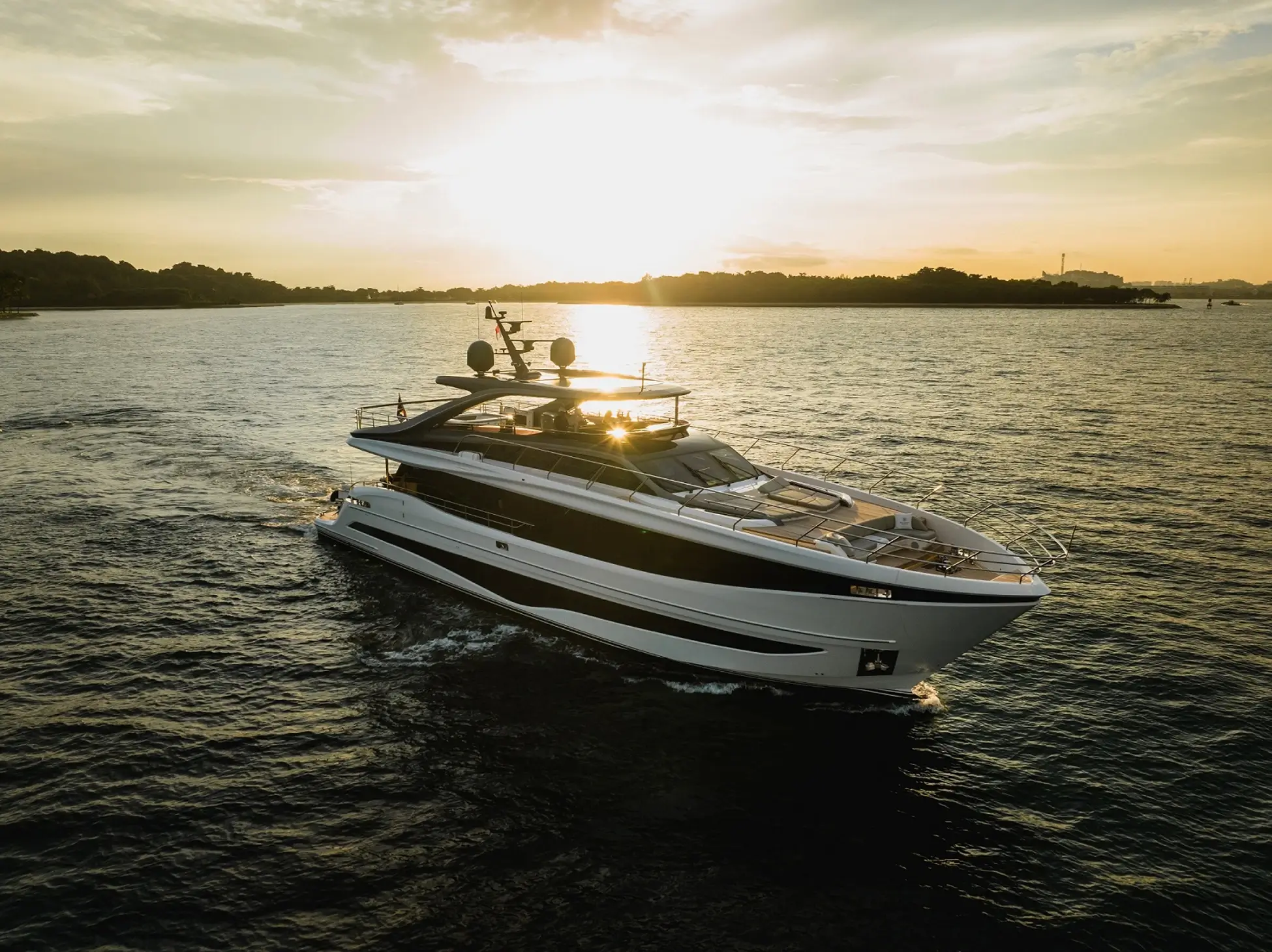 Princess y95 Eksterijer 5