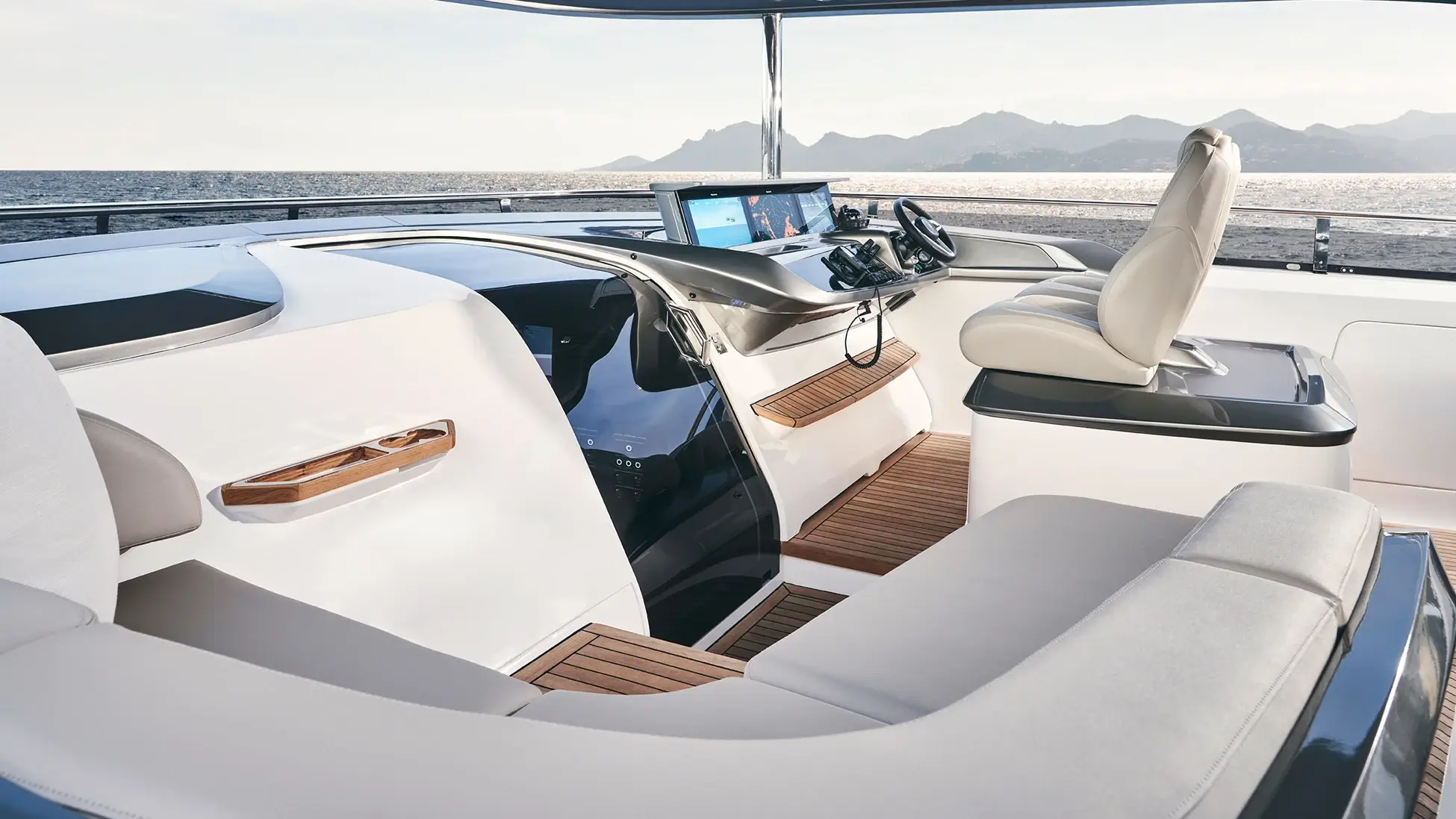 Princess y95 Eksterijer 9